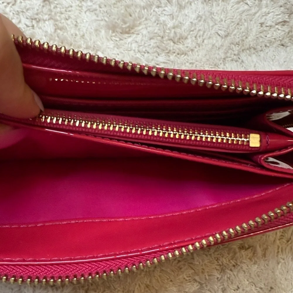 Tory Burch Fuchsia Patent Leather Zip Continental Wallet